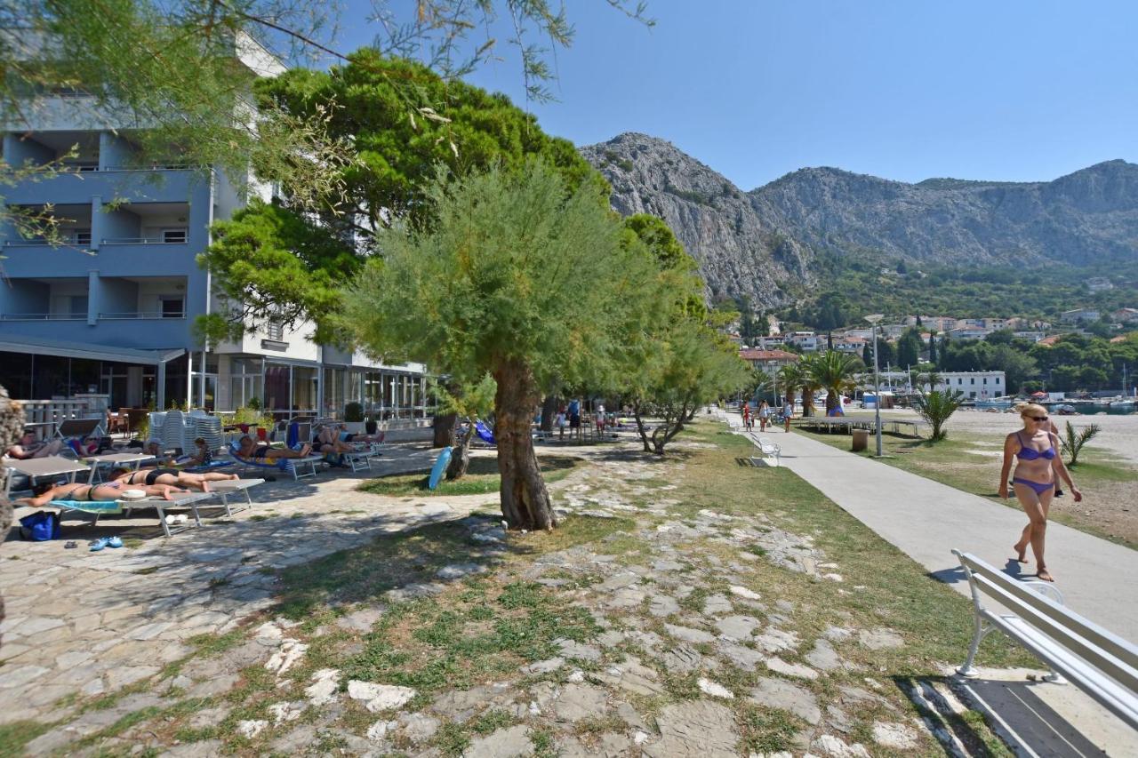 Apartment And Rooms Tatjana Omiš Extérieur photo