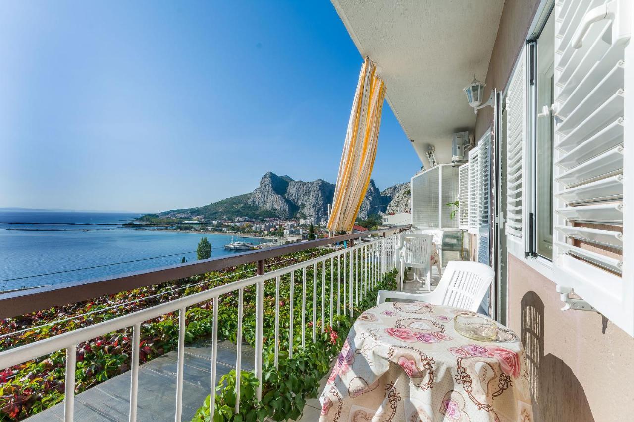Apartment And Rooms Tatjana Omiš Extérieur photo